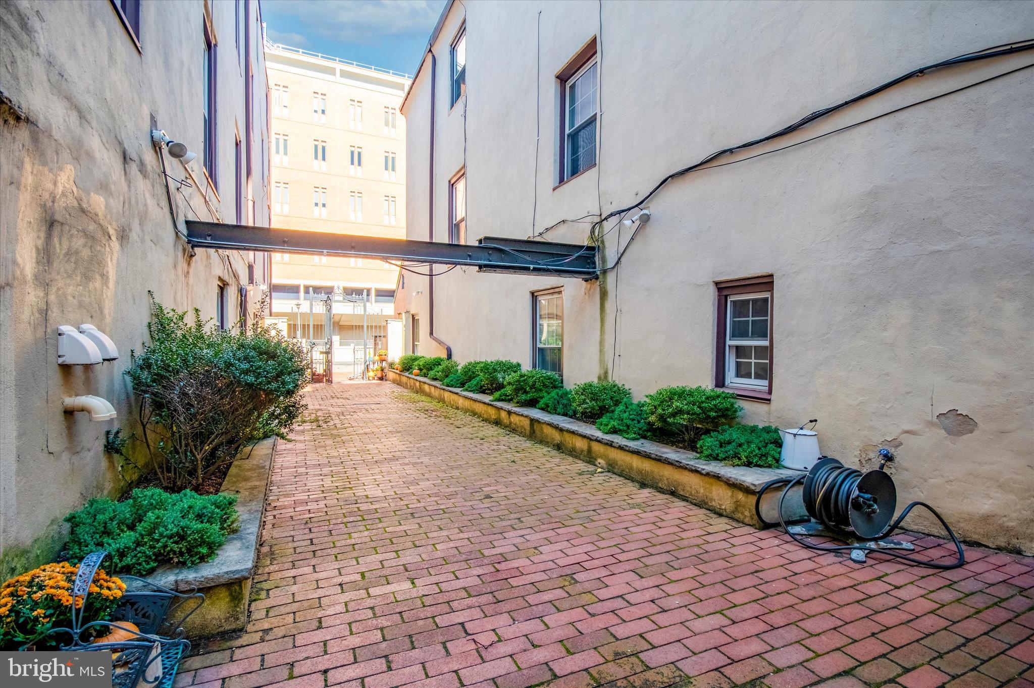 1029 Spruce STREET Unit: 204