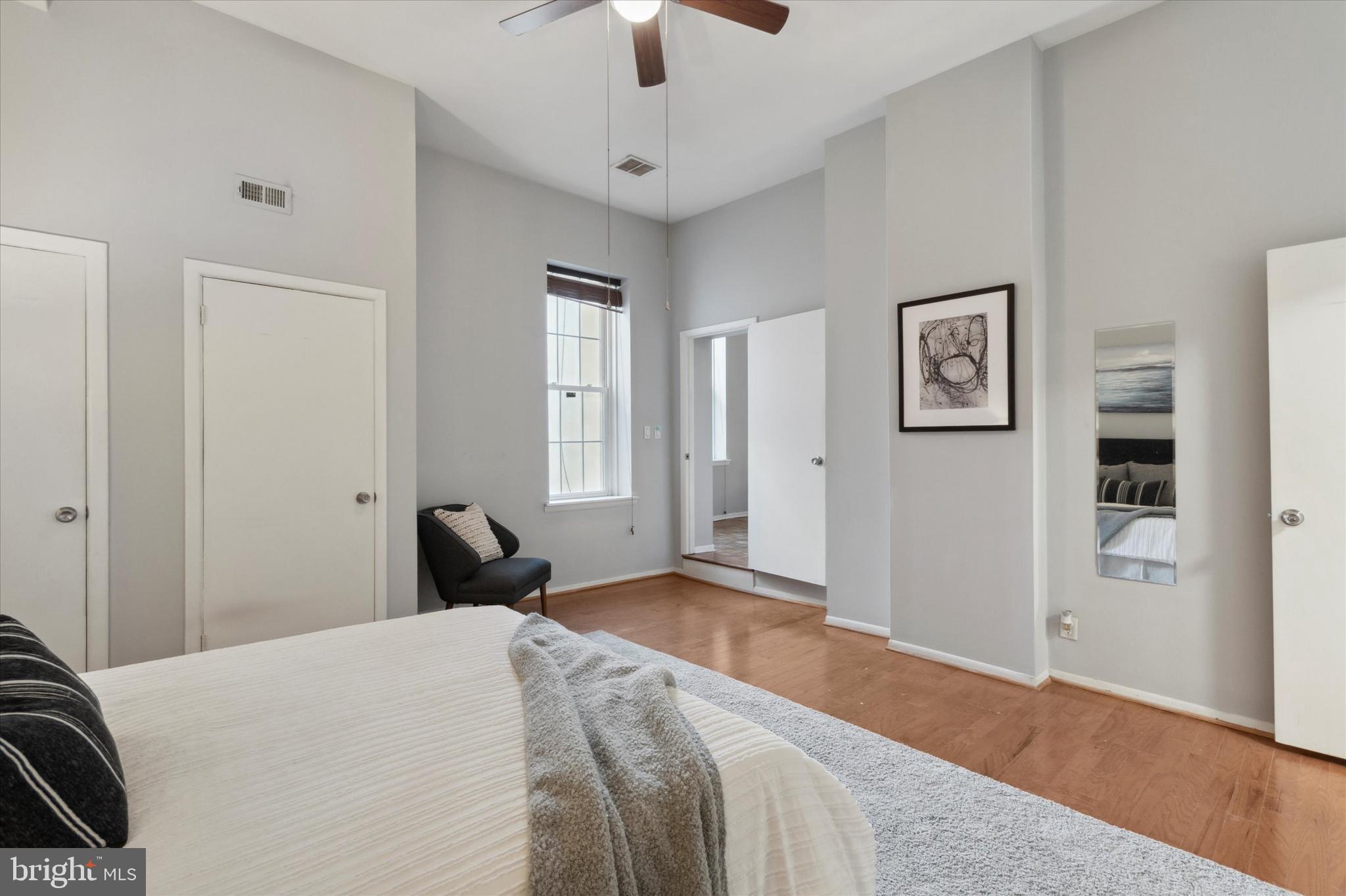 1029 Spruce STREET Unit: 204