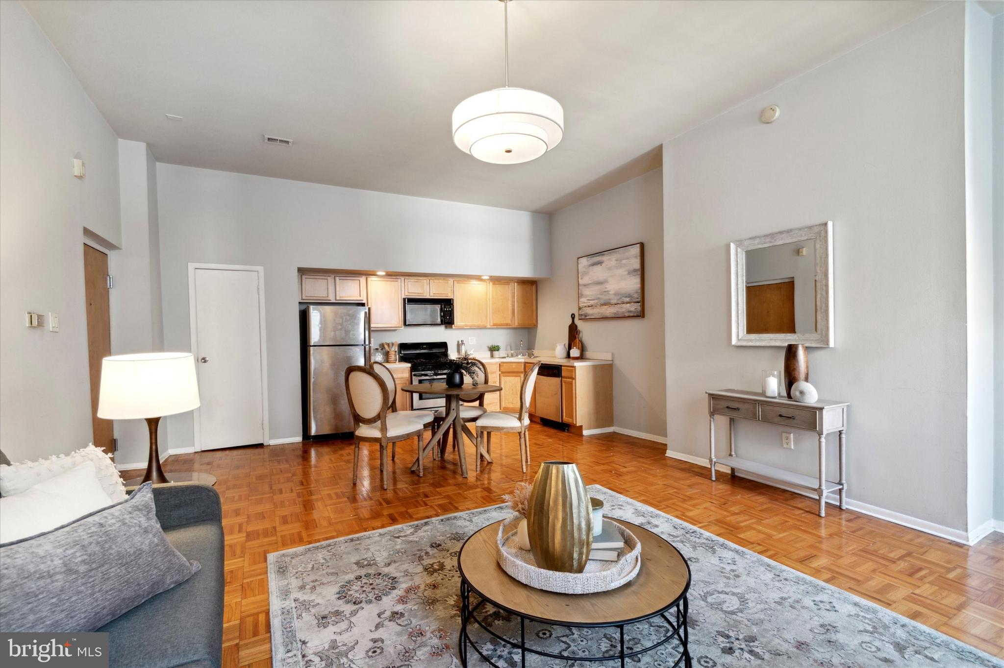 1029 Spruce STREET Unit: 204