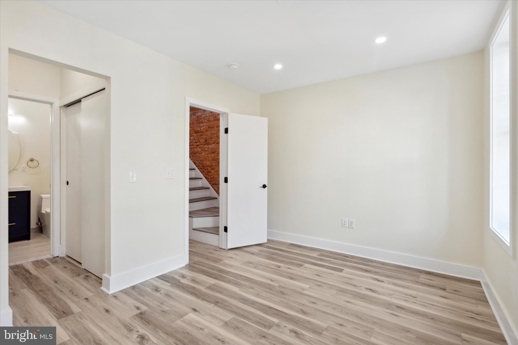 1265 S BONSALL ST