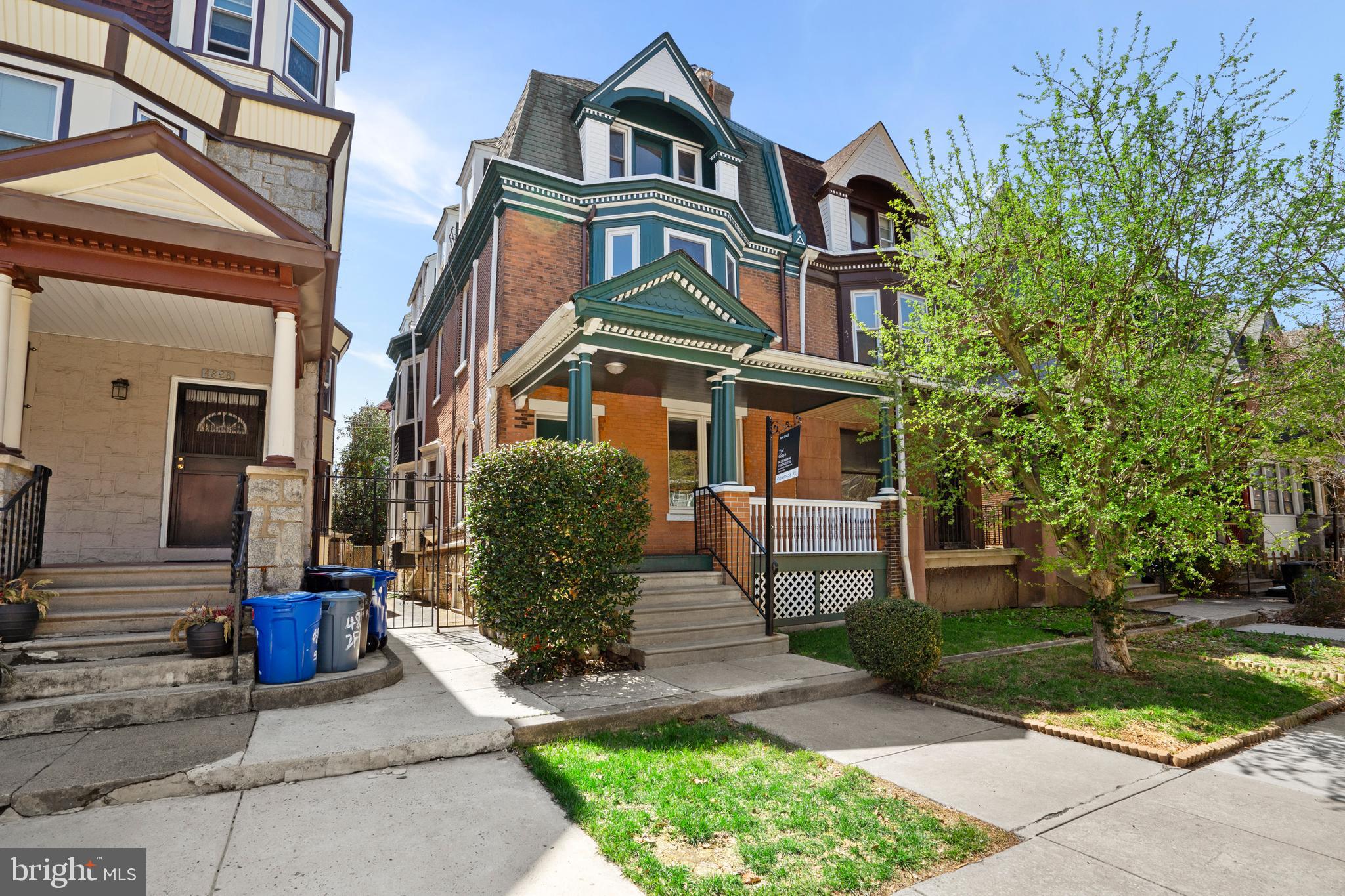 4830 Cedar Ave