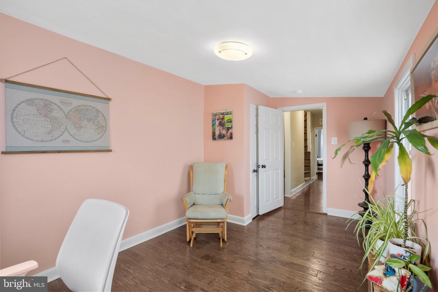 327 Delmar St