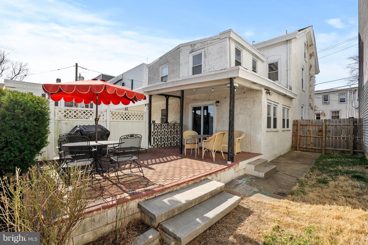 327 Delmar St