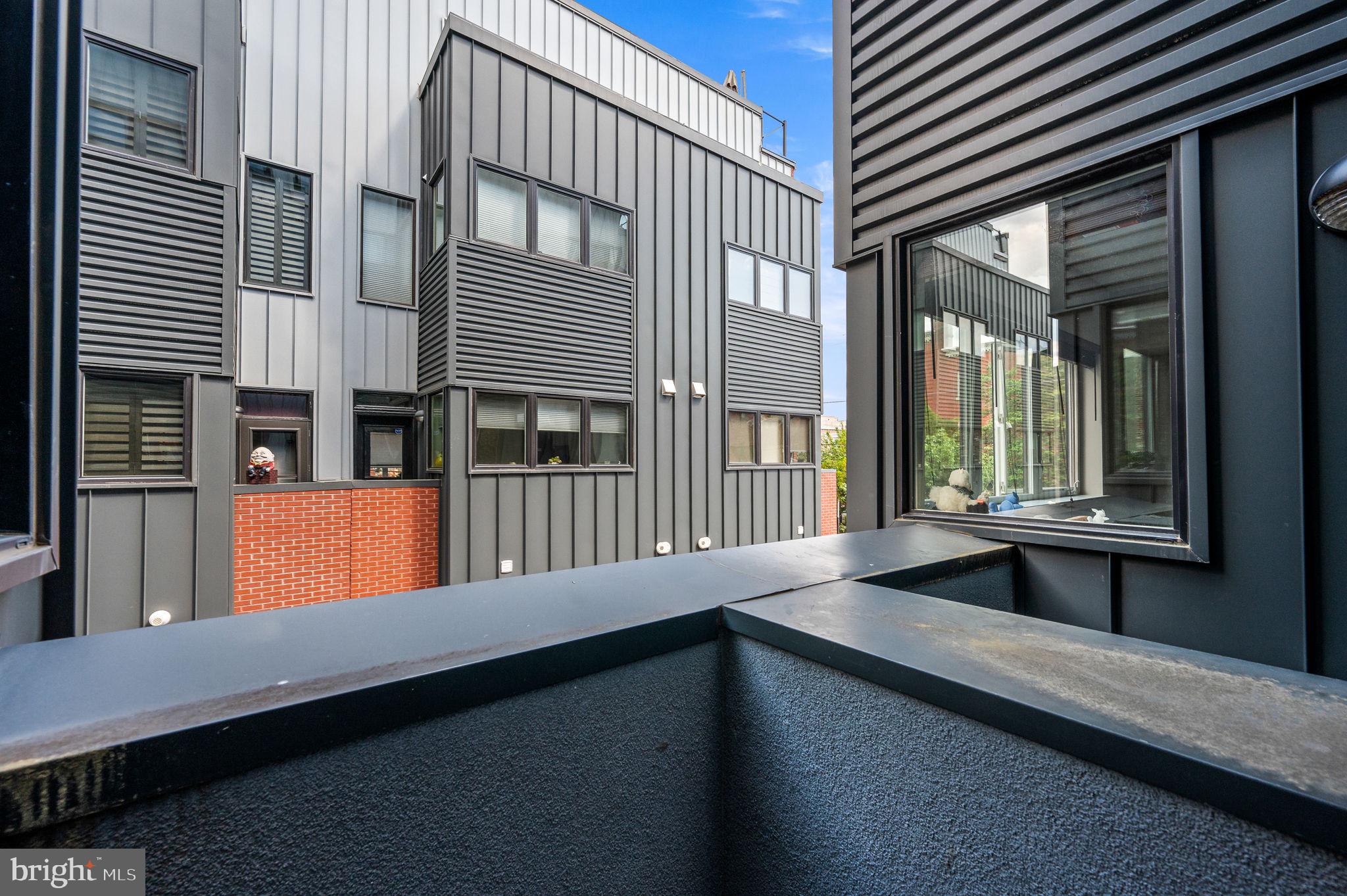 307 REED STREET 9 C