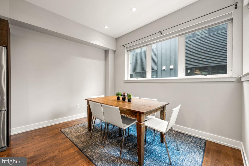 307 REED STREET 9 C
