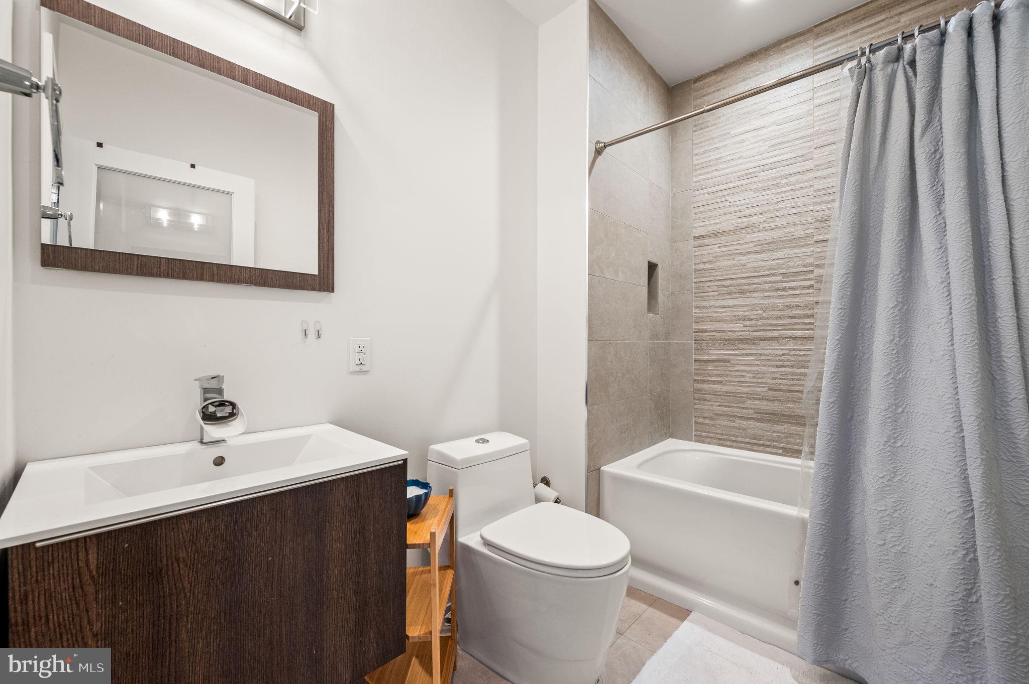 307 REED STREET 9 C