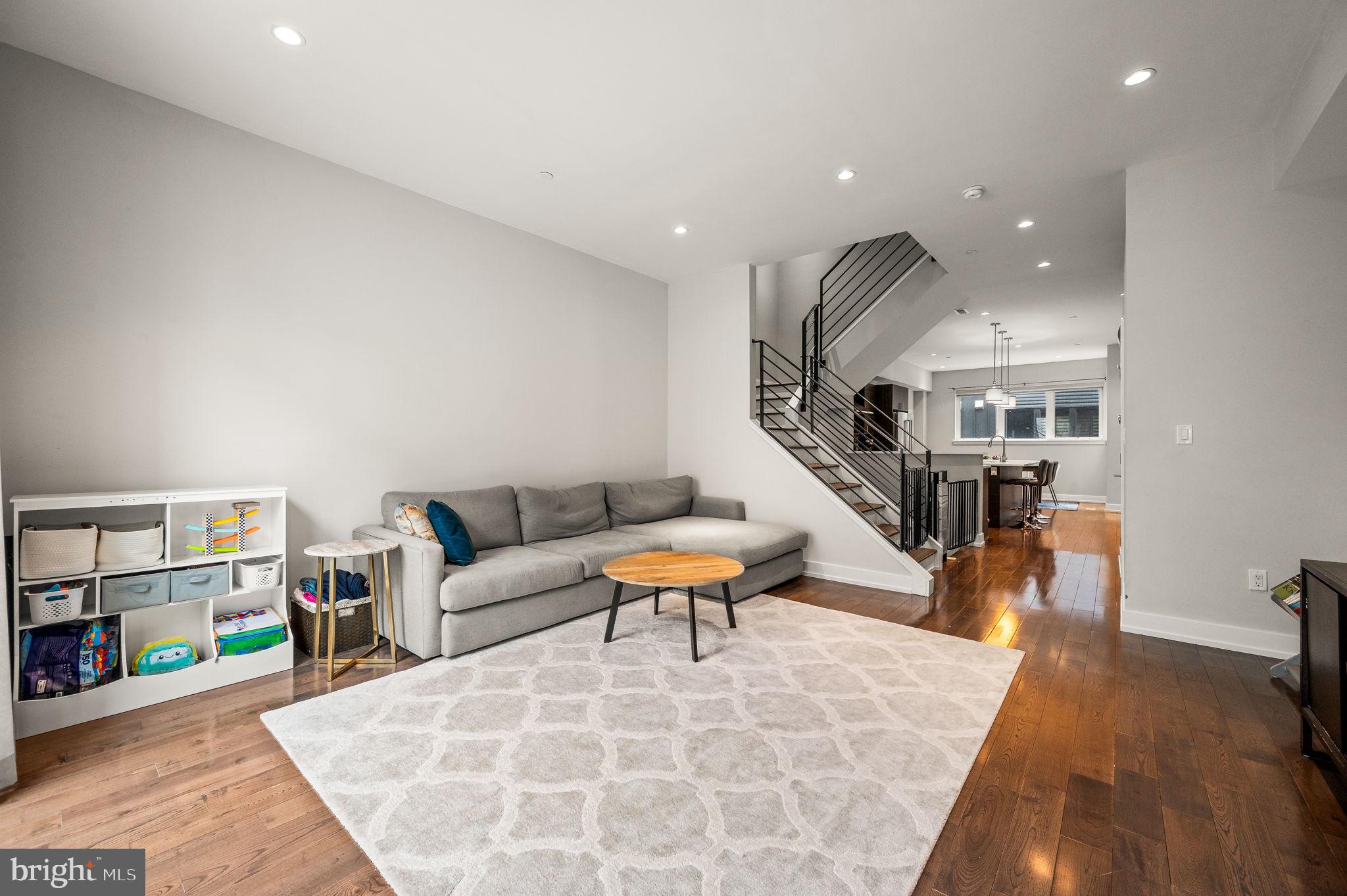 307 REED STREET 9 C