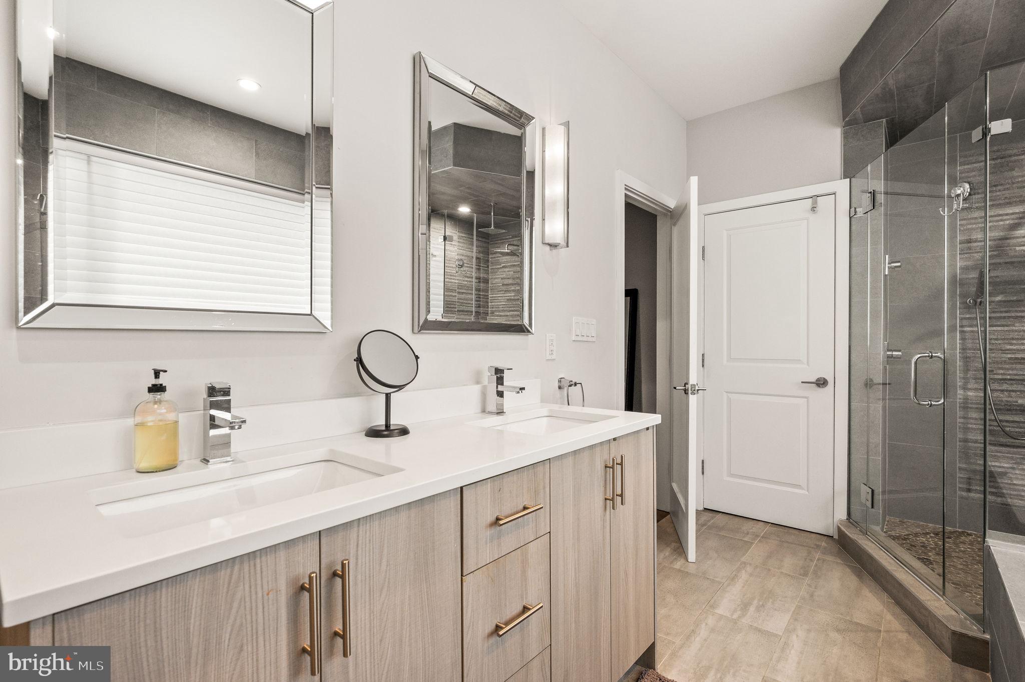 307 REED STREET 9 C
