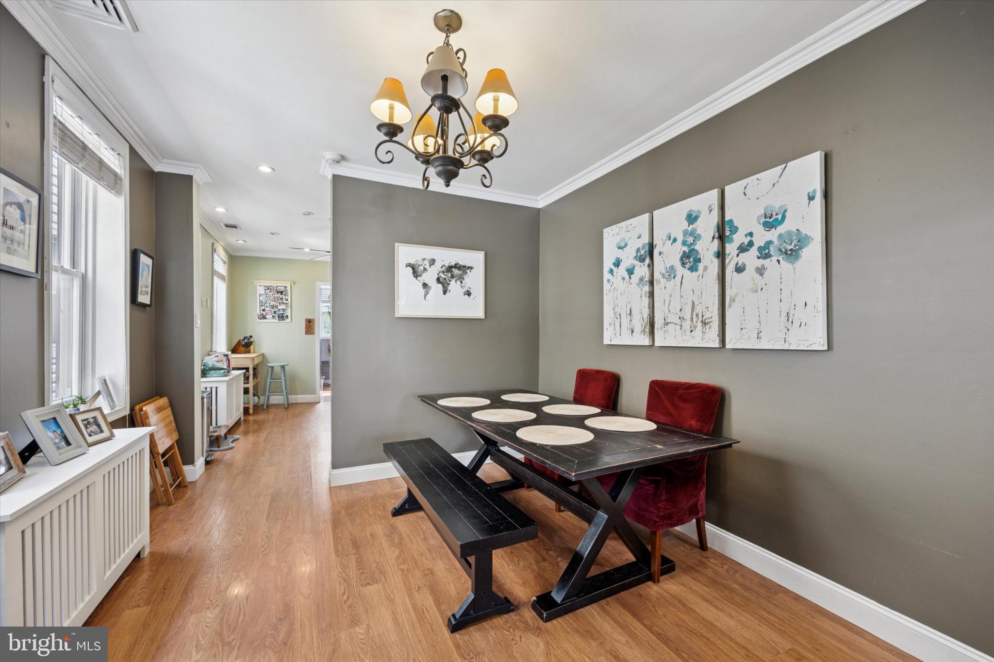 1941 E Moyamensing Ave