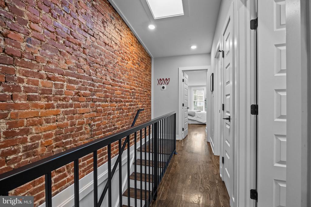450 RIPKA STREET