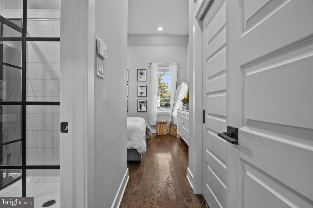 450 RIPKA STREET