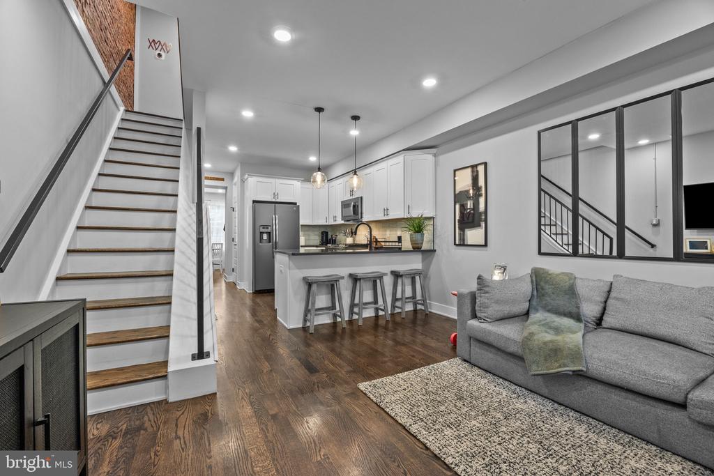 450 RIPKA STREET