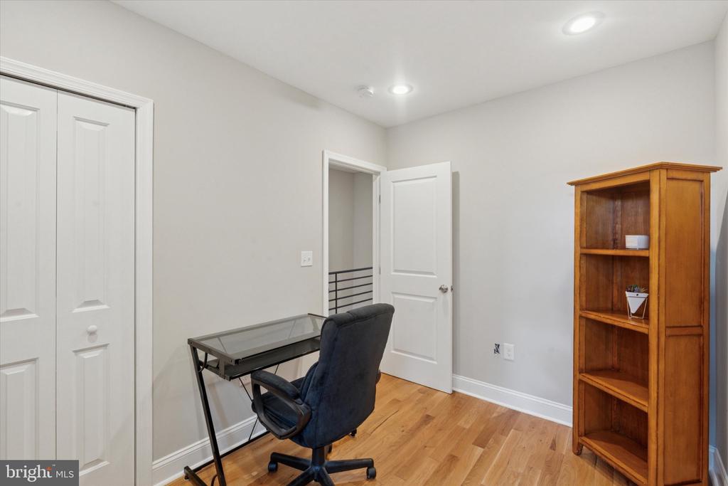 1526 S 24TH STREET