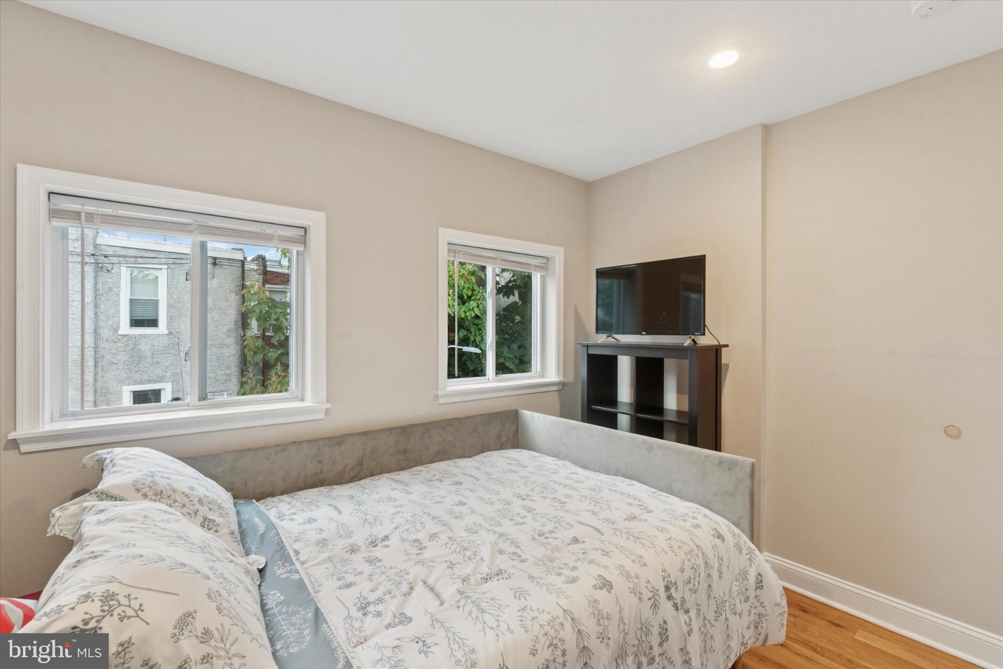 1526 S 24TH STREET