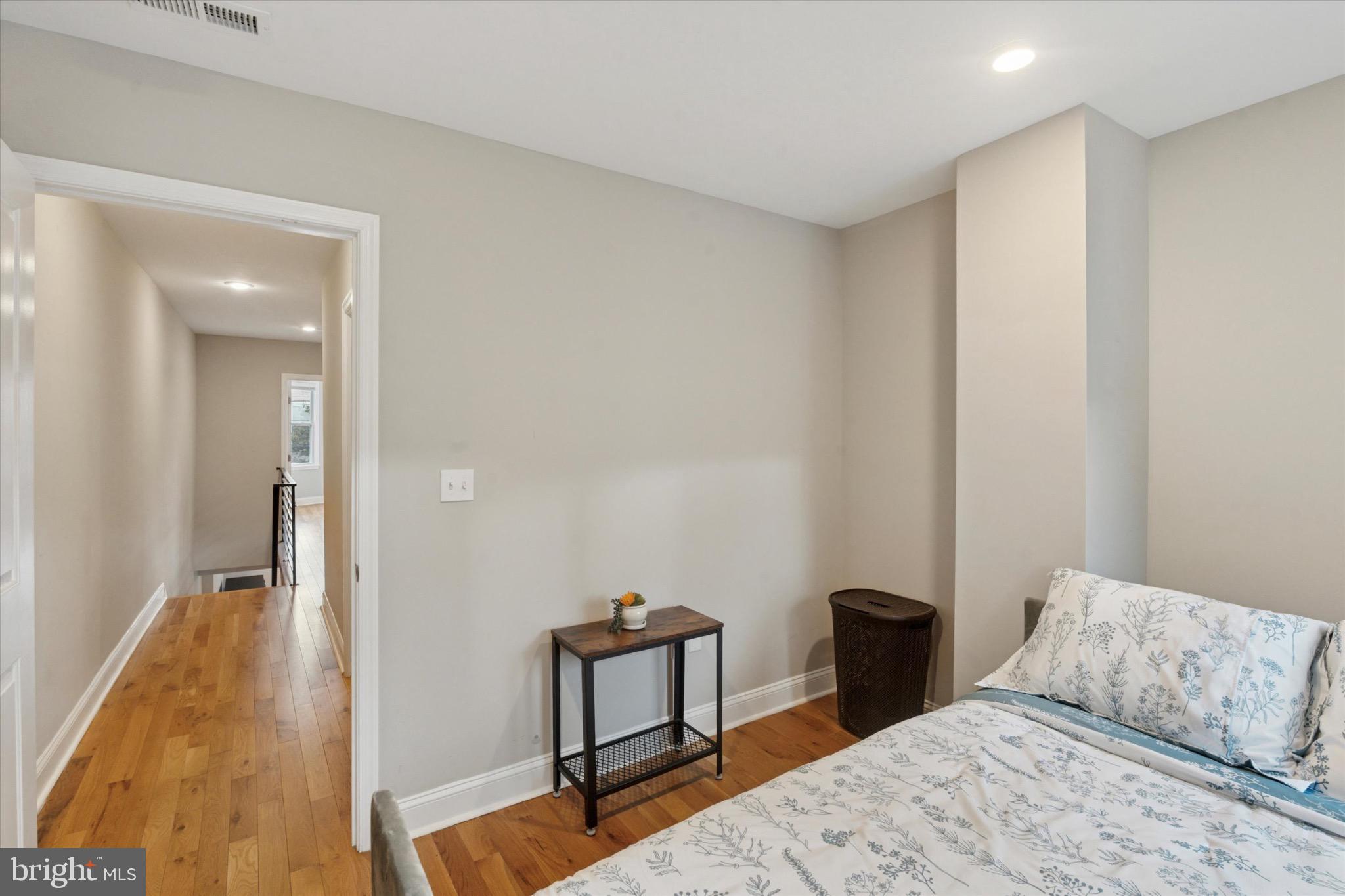 1526 S 24TH STREET