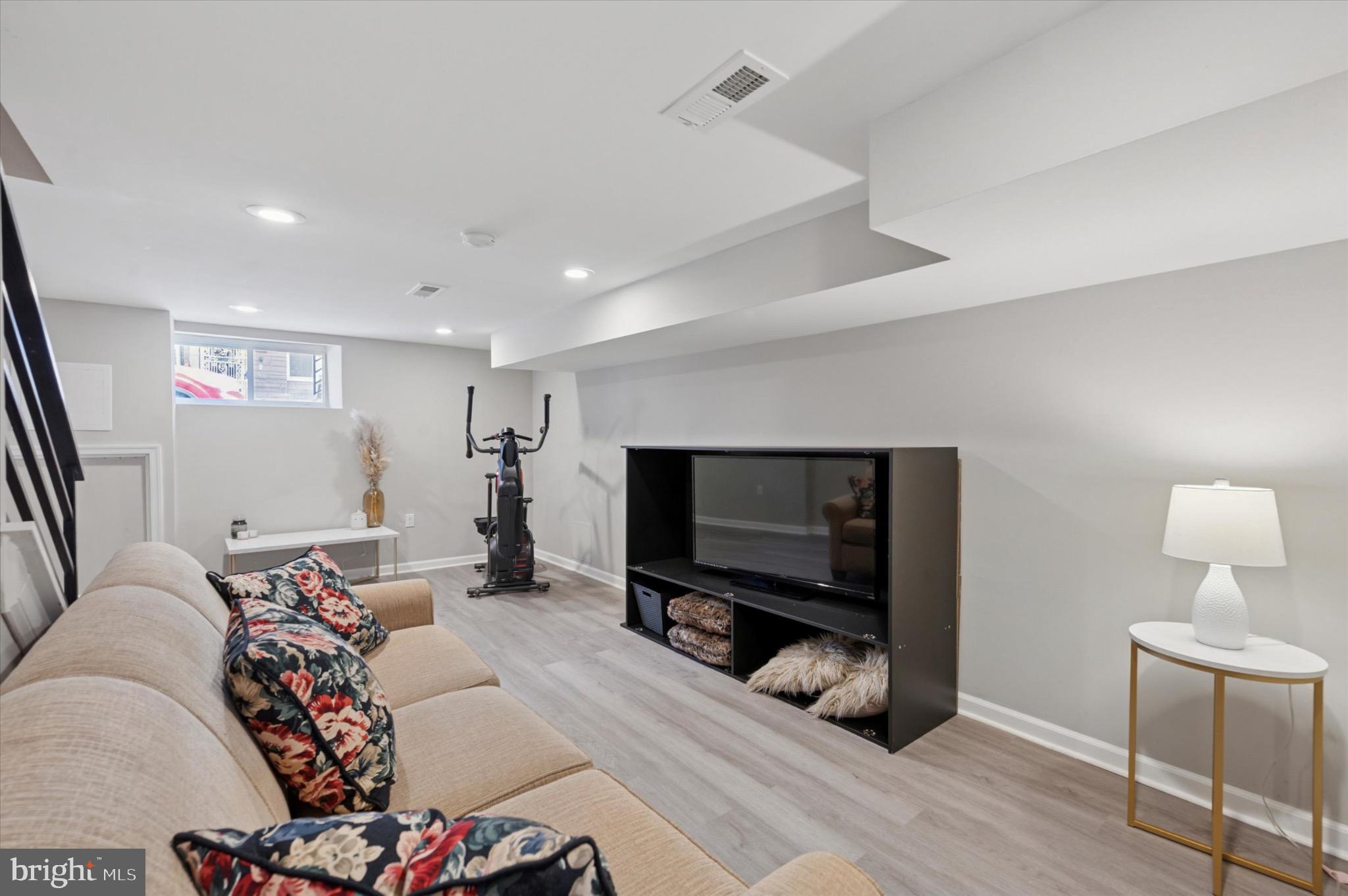 1526 S 24TH STREET