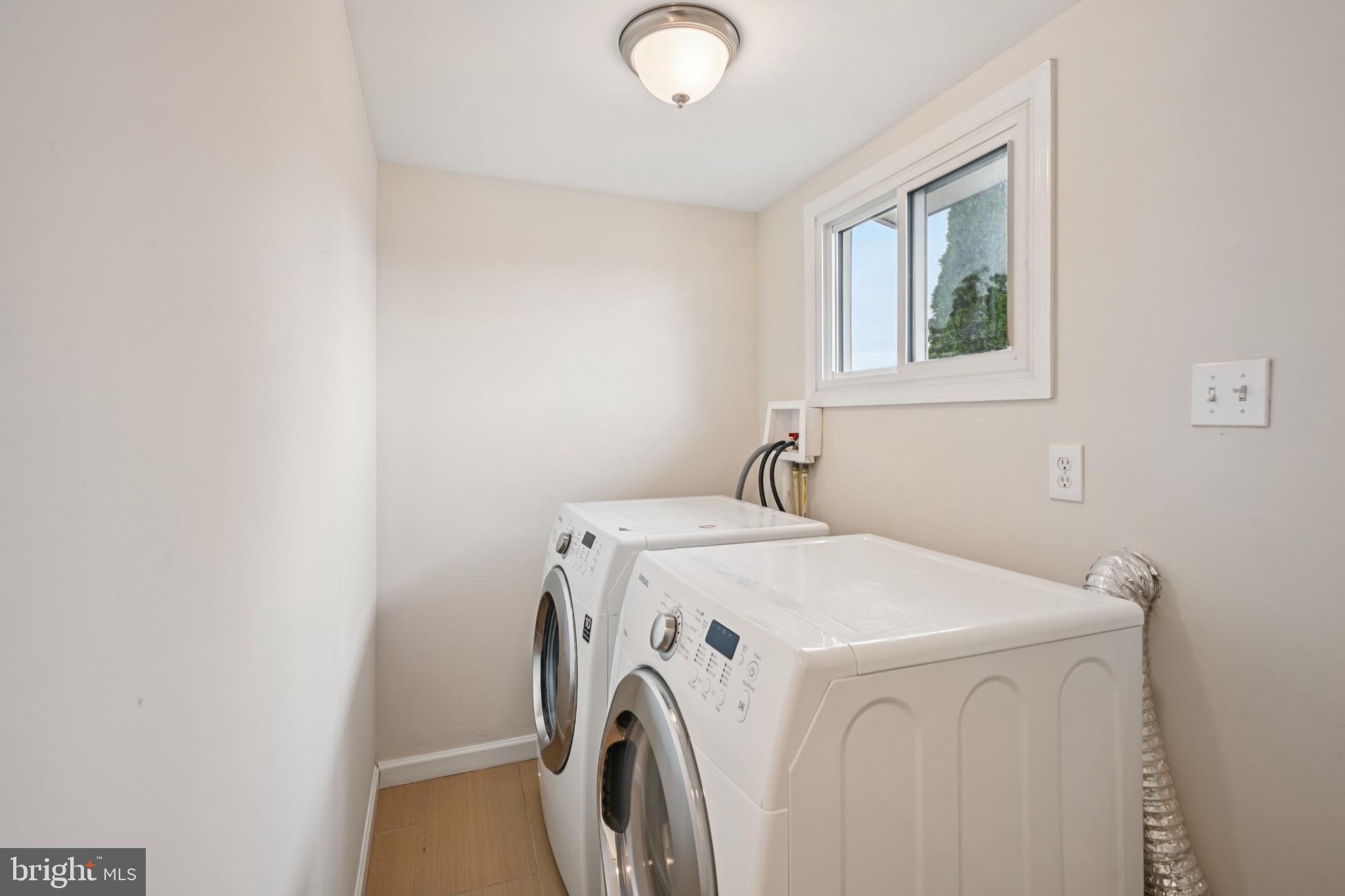 243 LAURISTON STREET