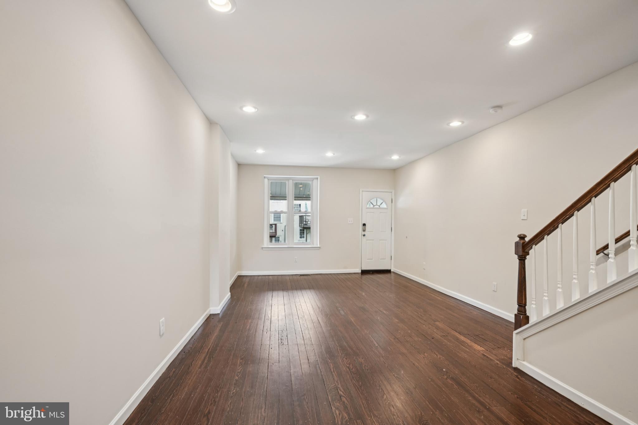 243 LAURISTON STREET