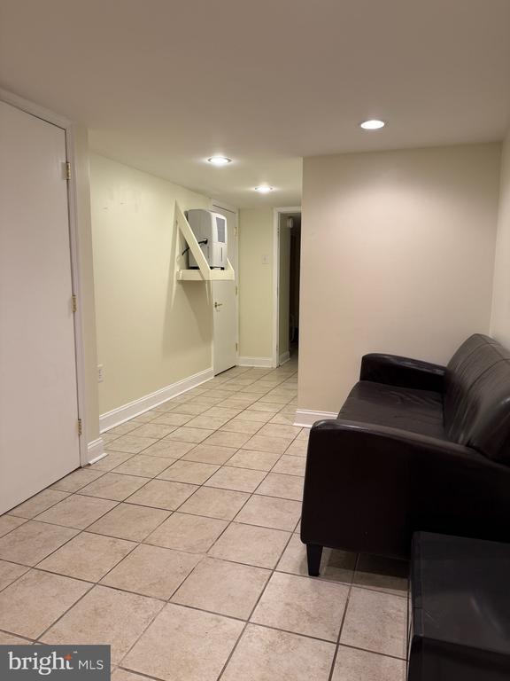 811 EARP STREET