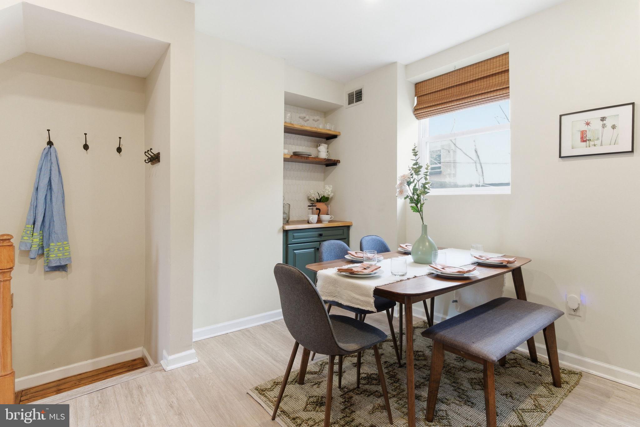 2623 E HAGERT STREET