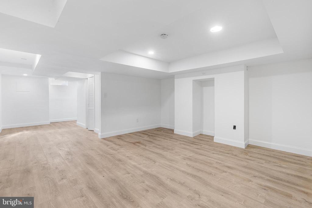 523 FAIRMOUNT AVENUE