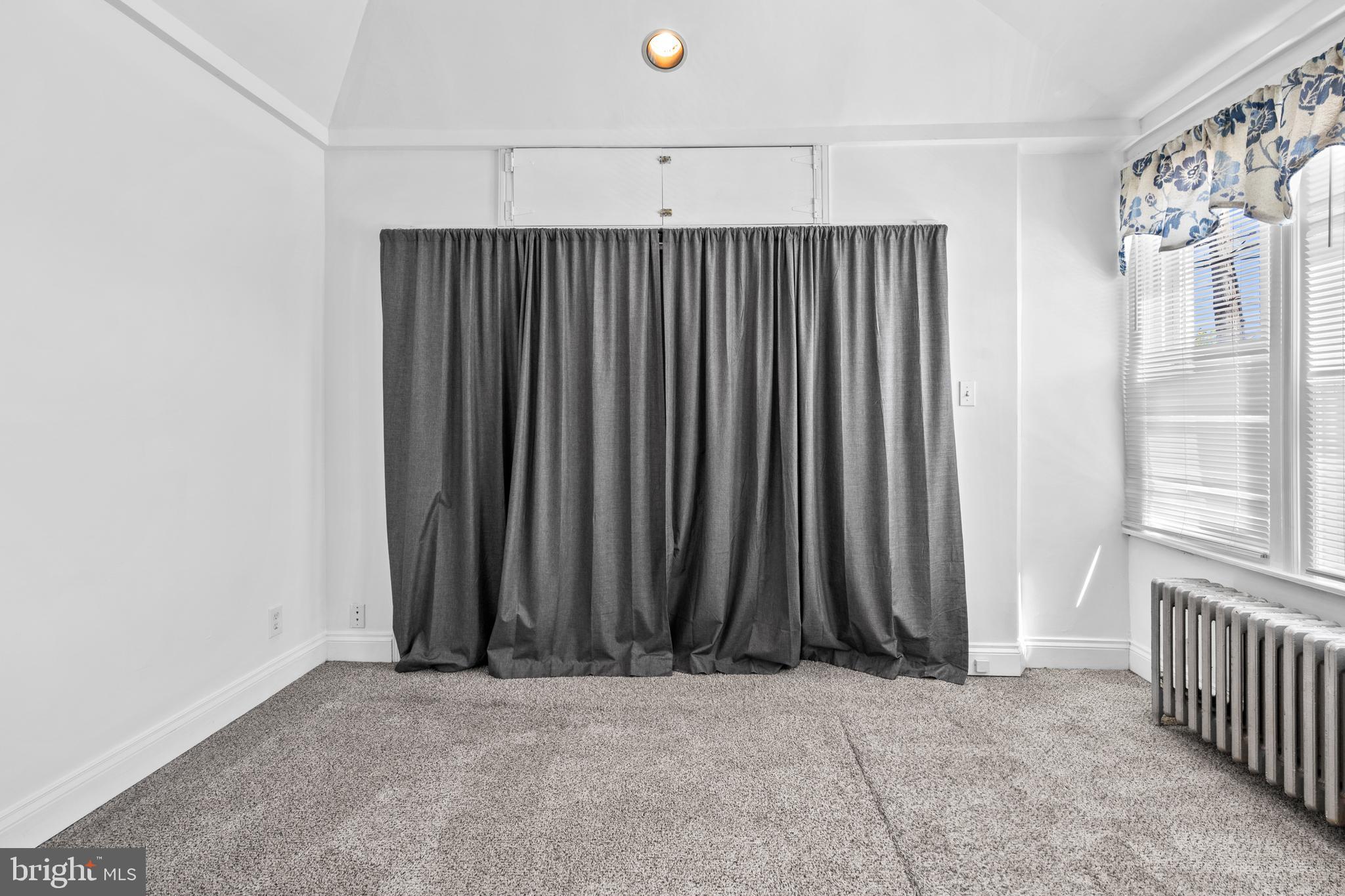 2810 LEFEVRE STREET