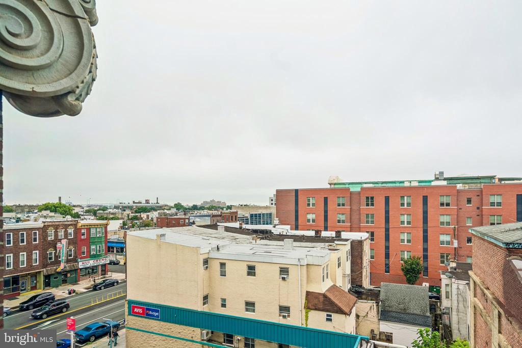 1100 S BROAD STREET Unit: 404C