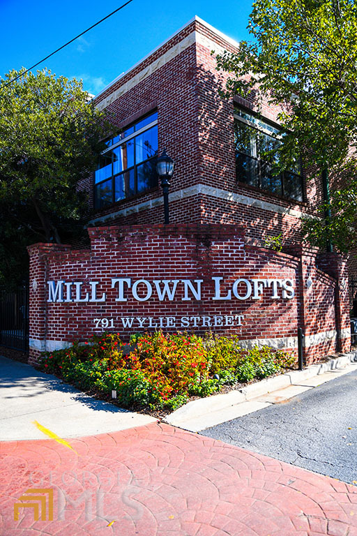 791 SE Wylie Street SE # 910