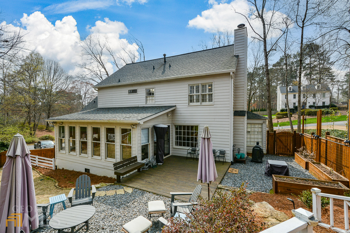 1491 Wood Thrush Way