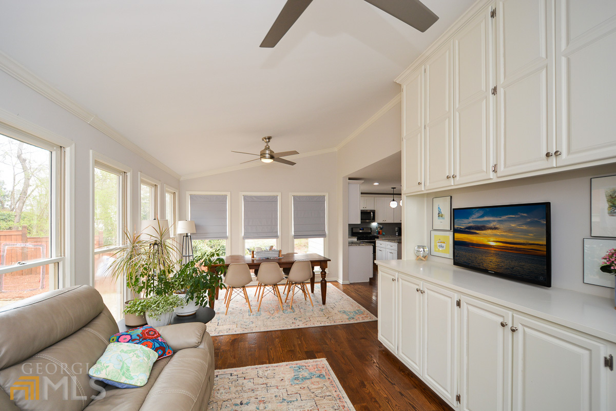 1491 Wood Thrush Way