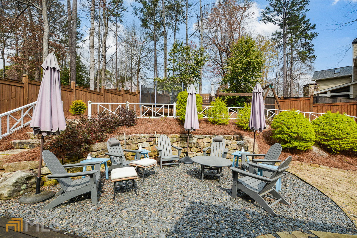 1491 Wood Thrush Way