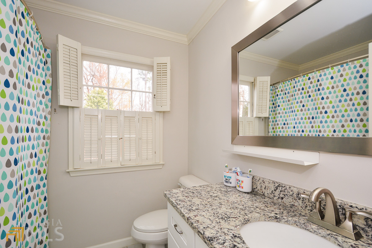 1491 Wood Thrush Way