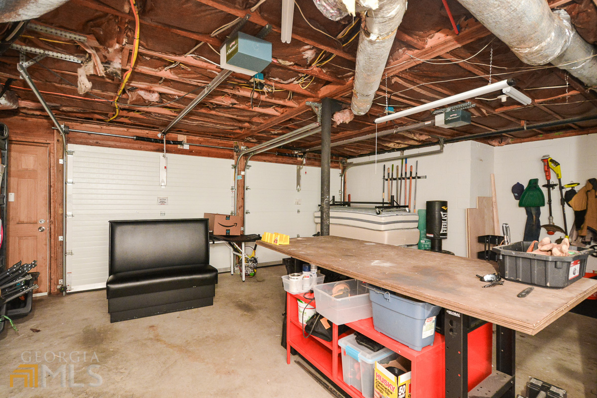 1491 Wood Thrush Way