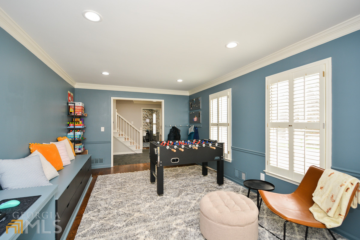 1491 Wood Thrush Way