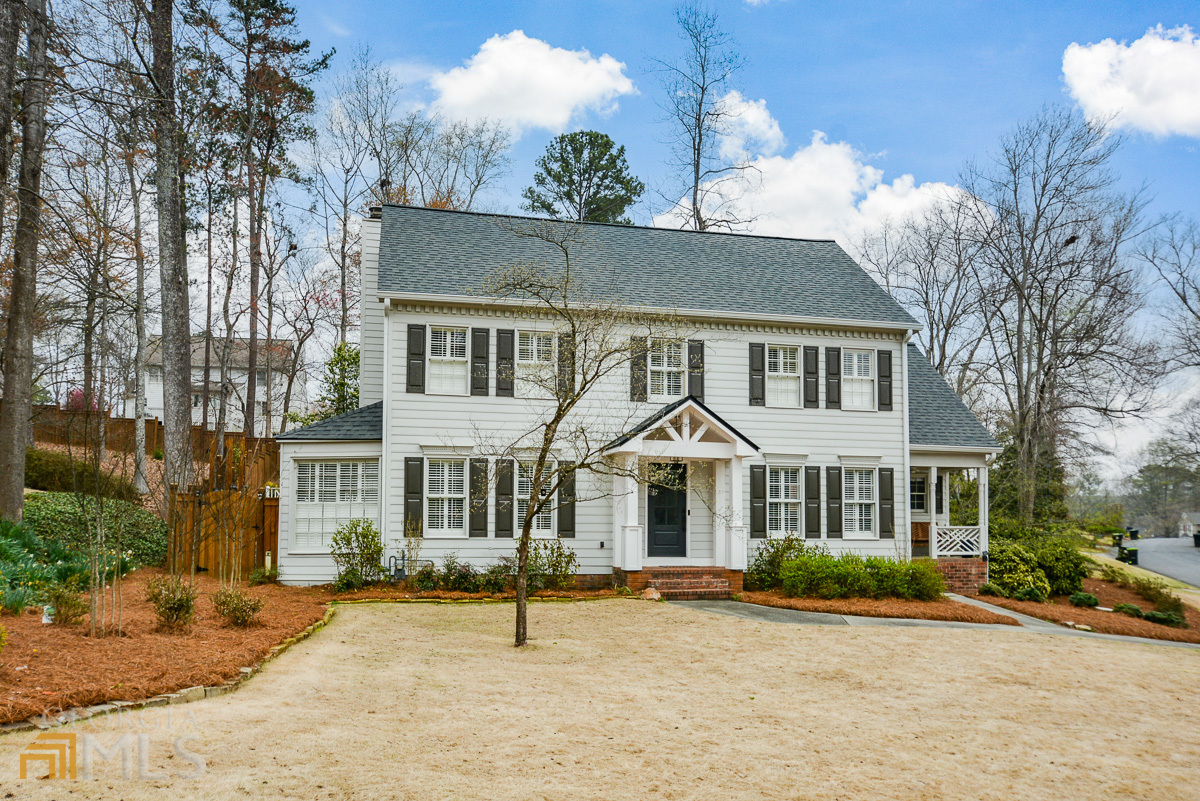 1491 Wood Thrush Way