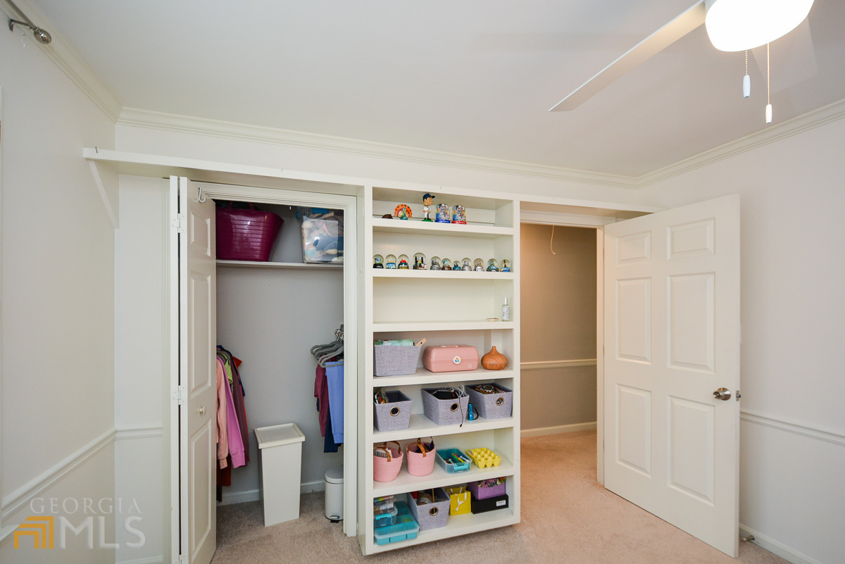 1491 Wood Thrush Way