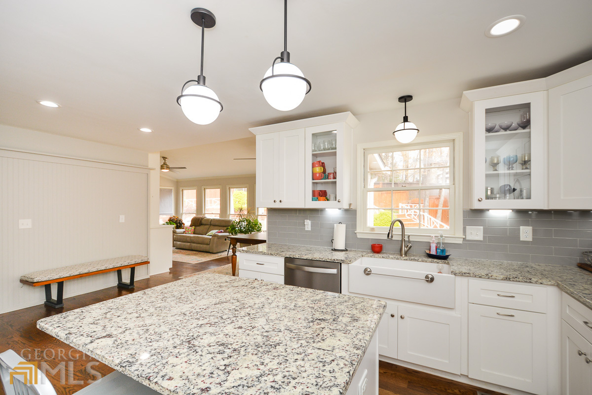 1491 Wood Thrush Way