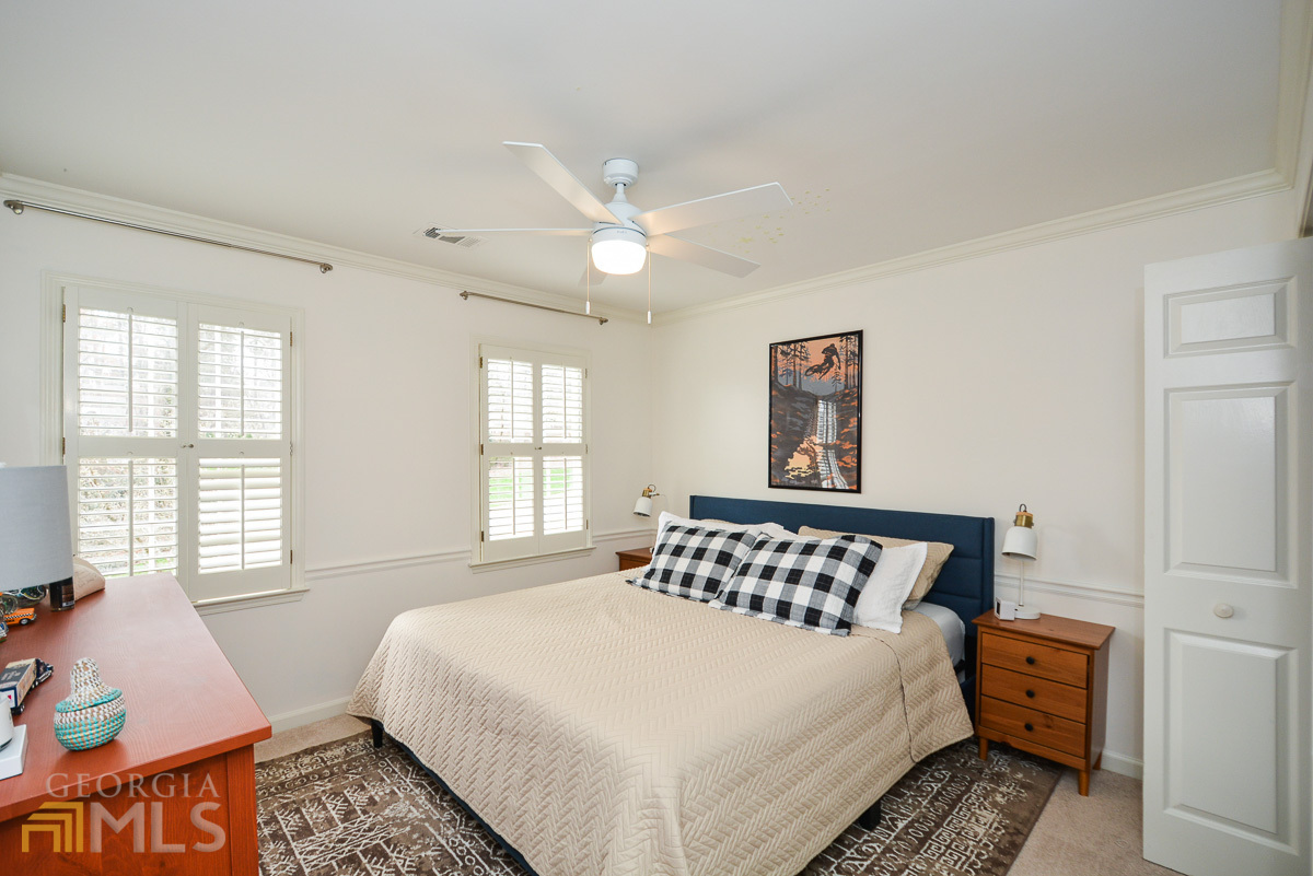 1491 Wood Thrush Way