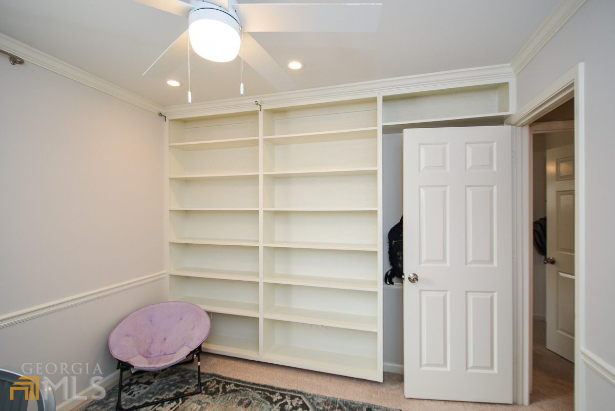 1491 Wood Thrush Way