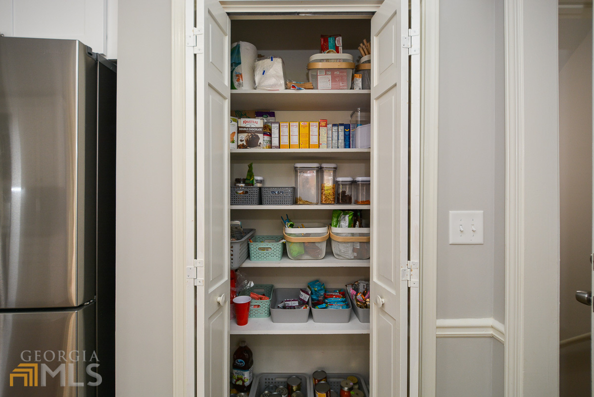 1491 Wood Thrush Way