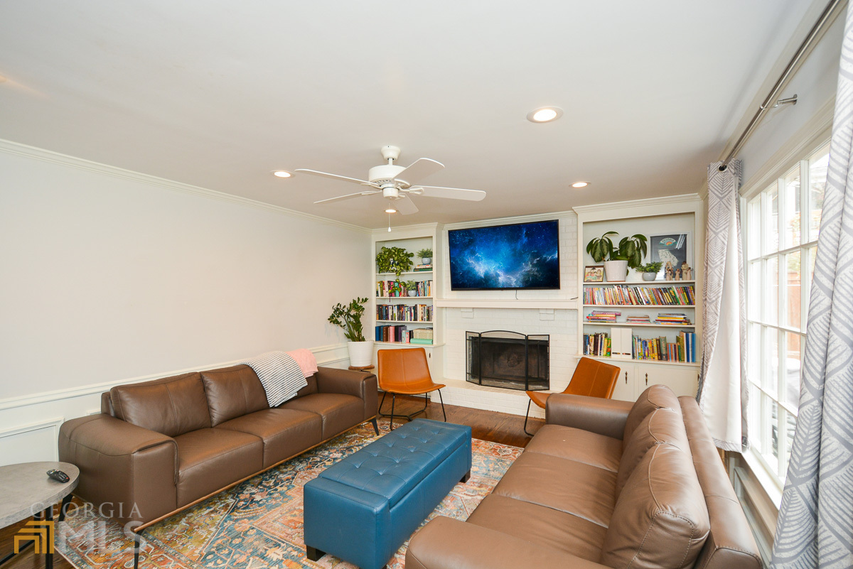 1491 Wood Thrush Way