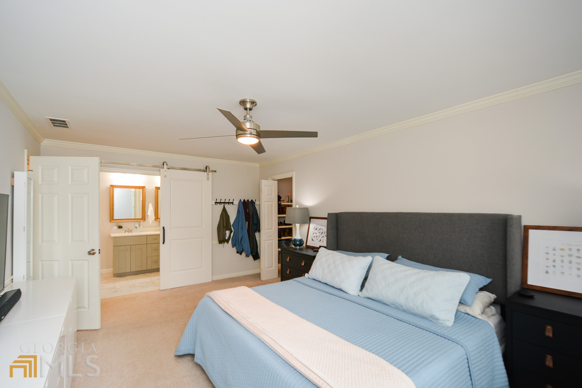 1491 Wood Thrush Way