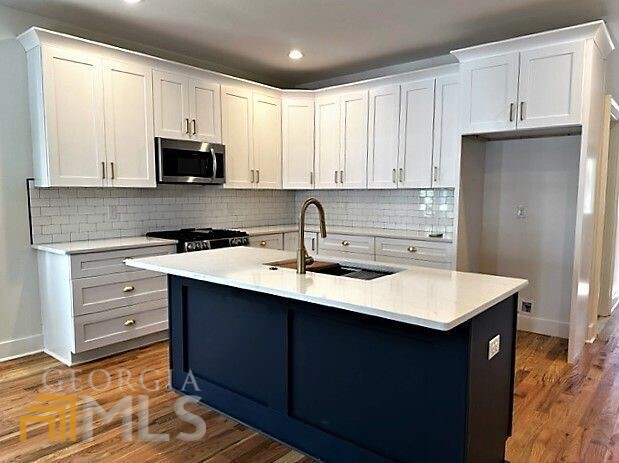 1671 Cecile Avenue SE