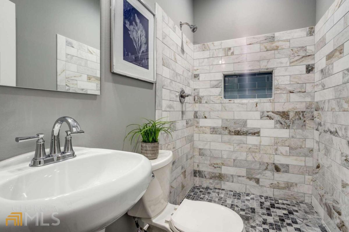 766 Elbert Street SW