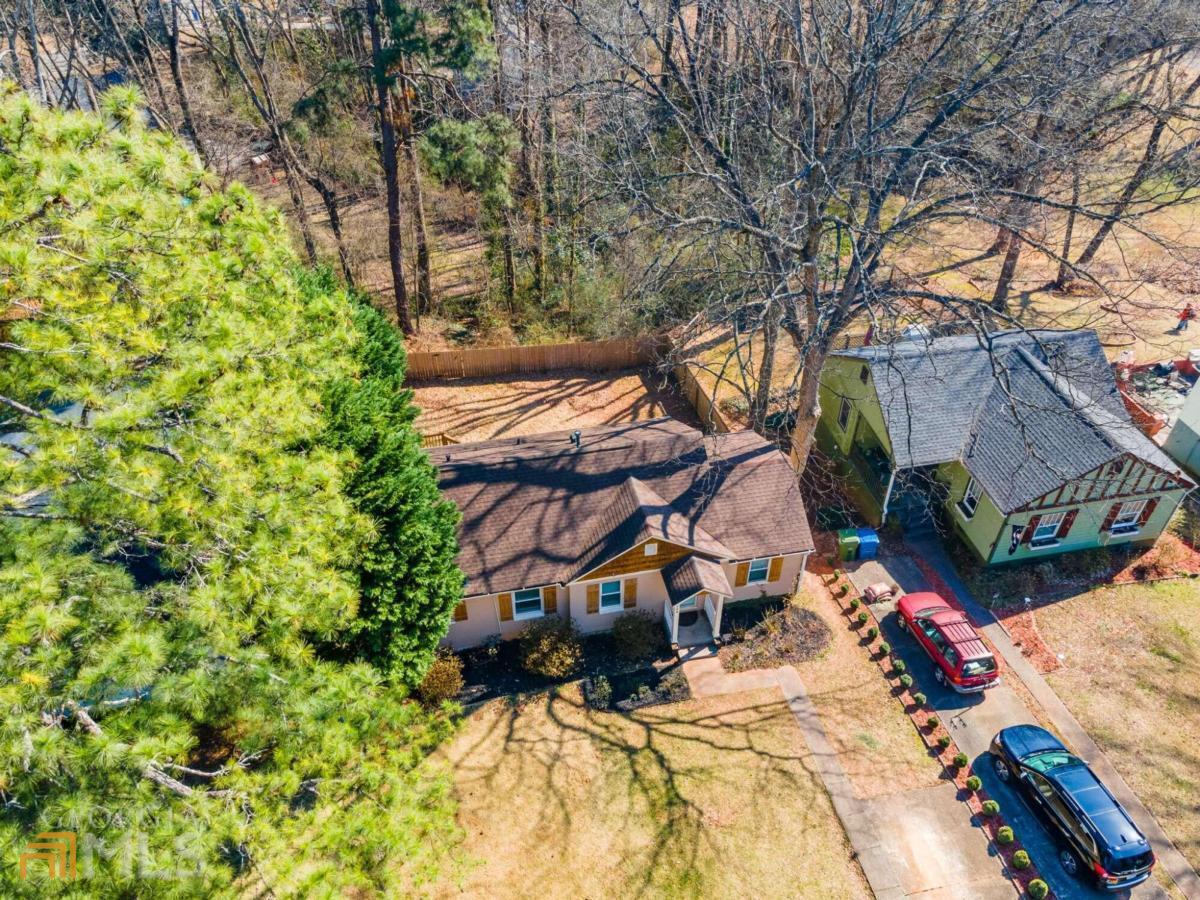 794 Maynard Terrace SE