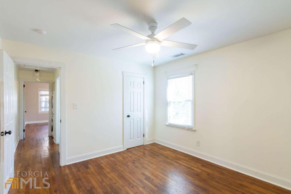 794 Maynard Terrace SE