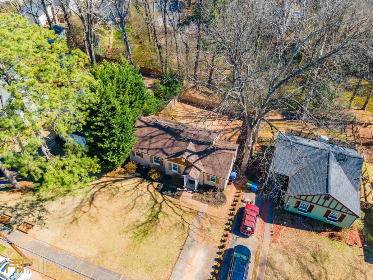 794 Maynard Terrace SE