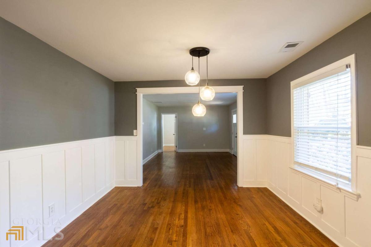 794 Maynard Terrace SE