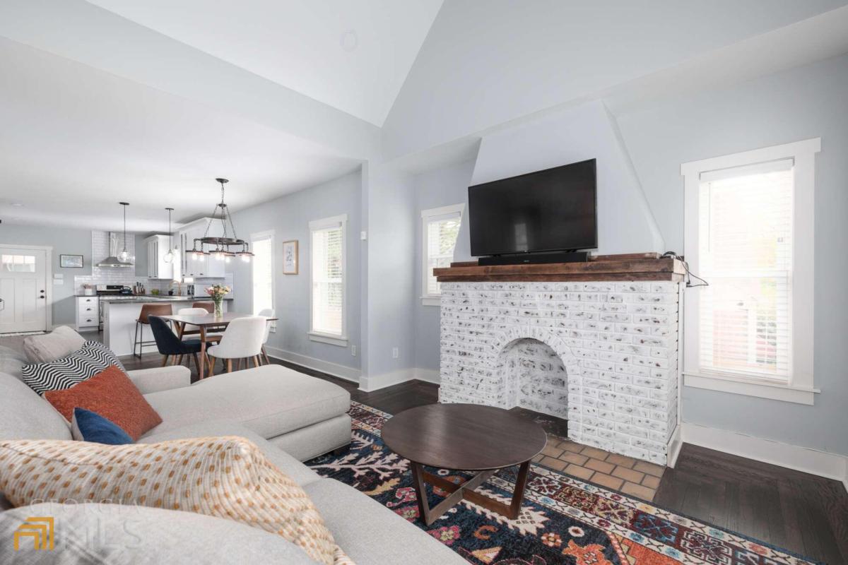 1788 Melrose Drive SW