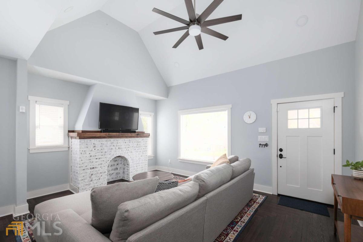 1788 Melrose Drive SW